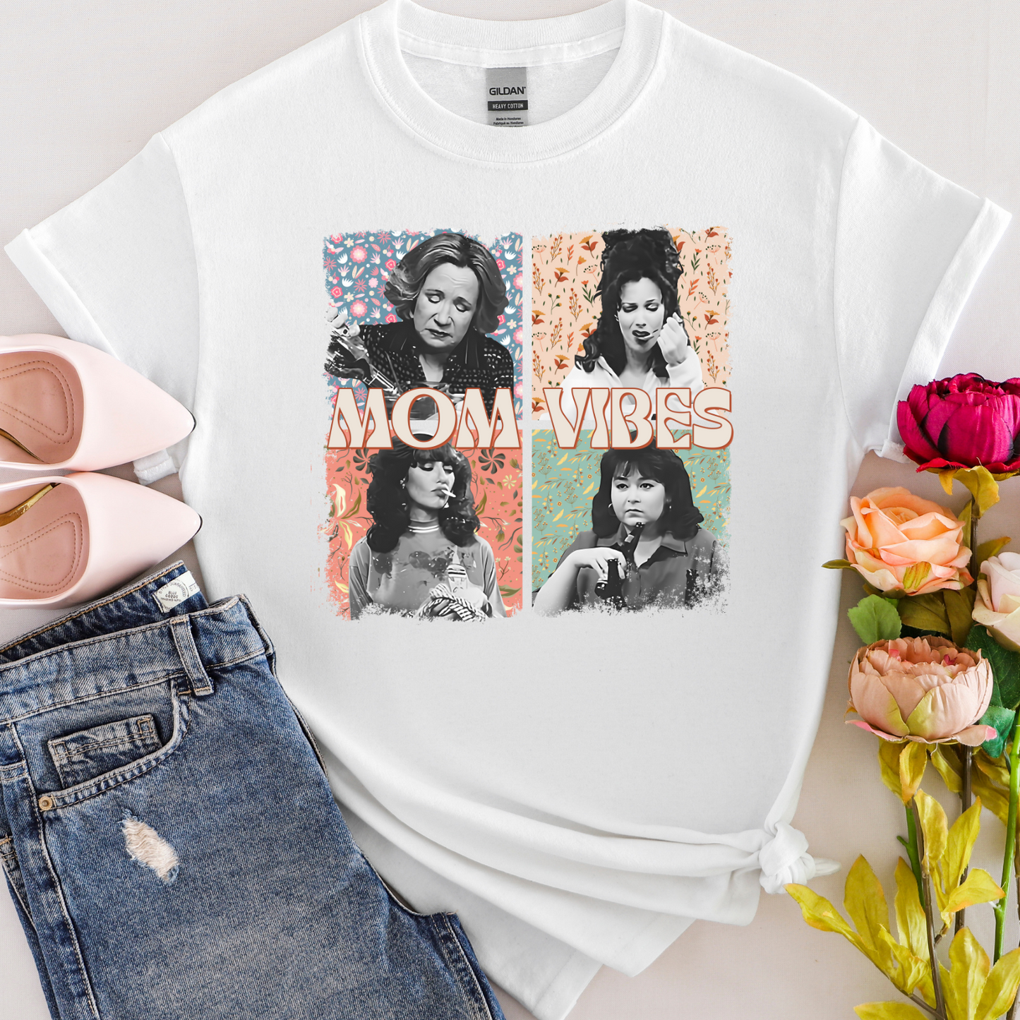 Mom Vibes 90s retro t-shirt