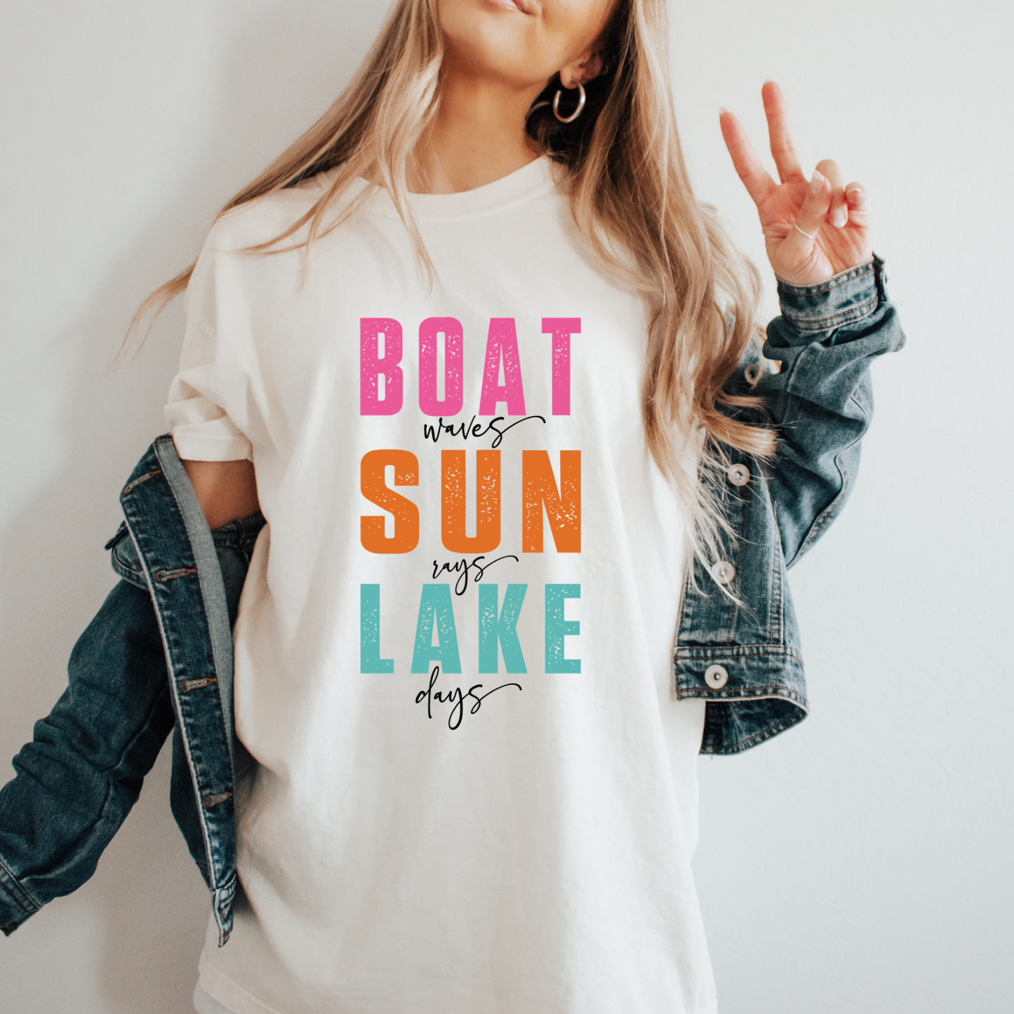 Boat Sun Lake Days Unisex Tshirt